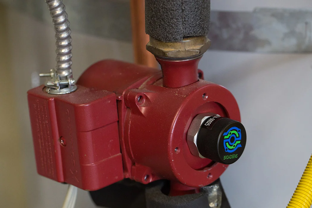 Pump mount